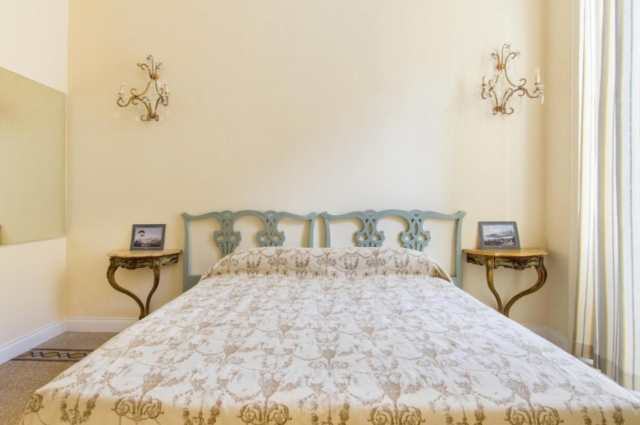 Casa de hóspedes Charming 2*